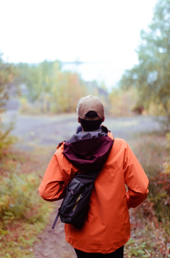 Comment choisir et porter un coupe-vent homme ?